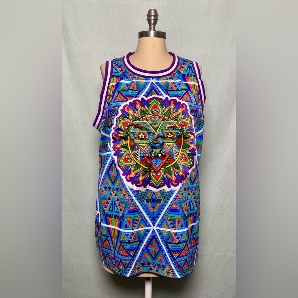 Colorful Positive Geometric Patterned Sleeveless Jersey